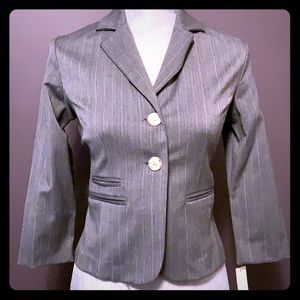 Never worn with tag Grey 3/4 sleeve blazer.